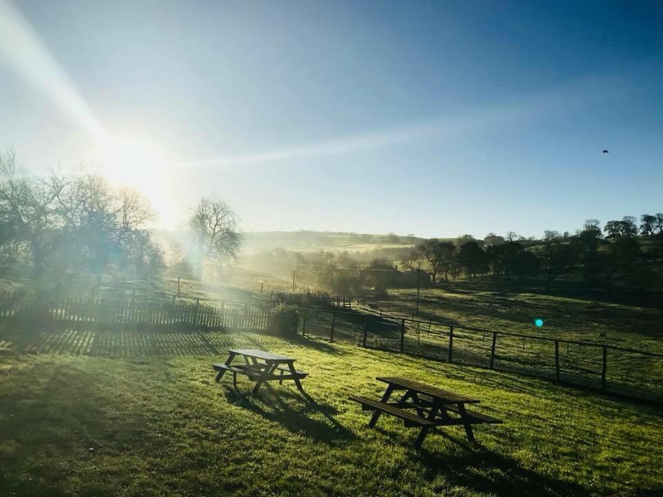 Gratton Grange Farm Bed & Breakfast Elton  ภายนอก รูปภาพ