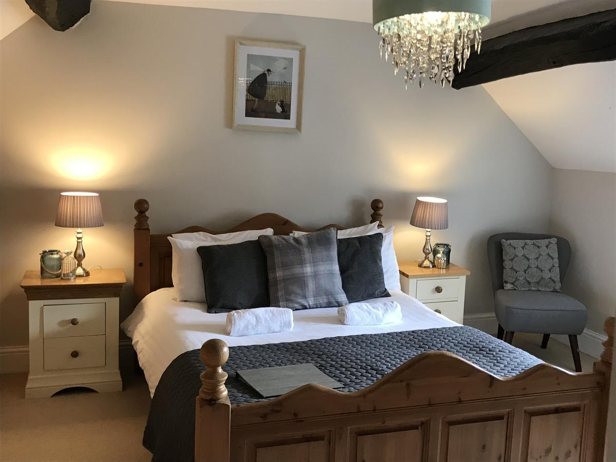 Gratton Grange Farm Bed & Breakfast Elton  ภายนอก รูปภาพ